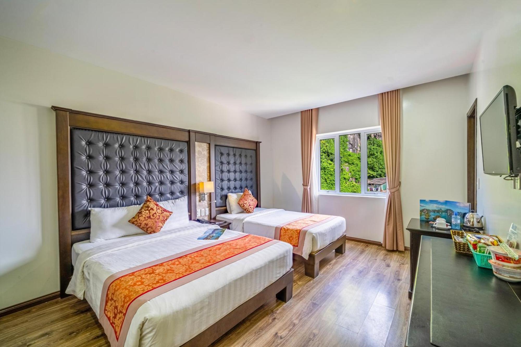 Ha Long Park Hotel Exterior photo