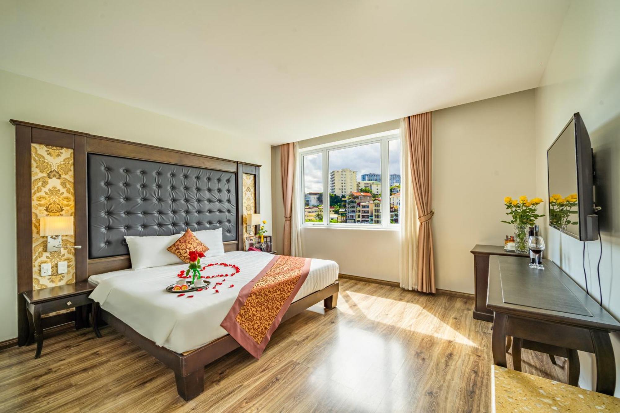 Ha Long Park Hotel Exterior photo